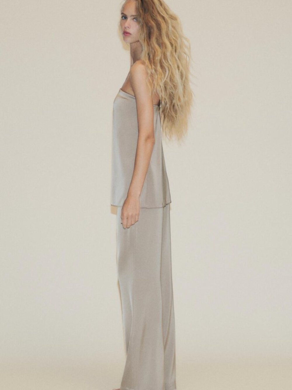 ✨ Zara Satin Bandeau Top in Taupe / Stone Size S New Without Tags ✨ - Picture 4 of 8